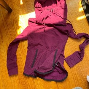 Athleta hoodie size XXS color wine used in great condition
